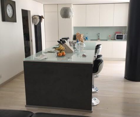 produzione piani in vetro per arredamento